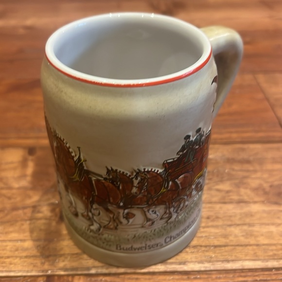 Ceramarte Budweiser Champion Clydesdales St. Louis Missouri Stein 1980 - Picture 4 of 13